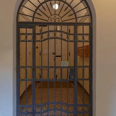 New Loft In The Heart Of 3 Bologna